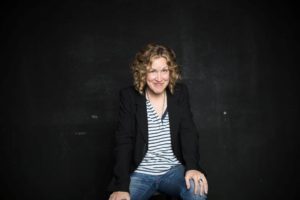Shana Wride plays "LISA"in 2.5 MINUTE RIDE